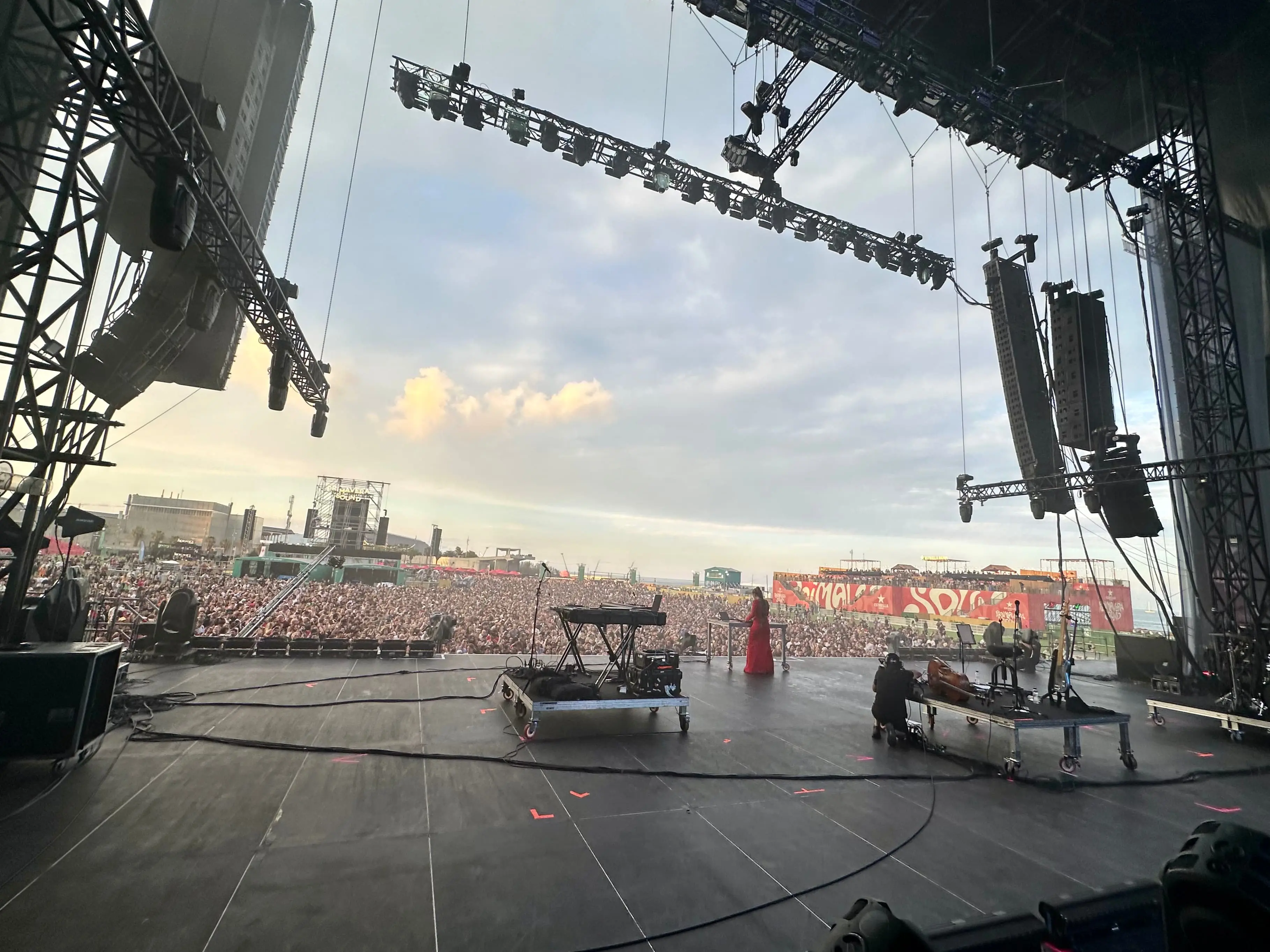 Optreden met Sevdaliza voor duizenden fans